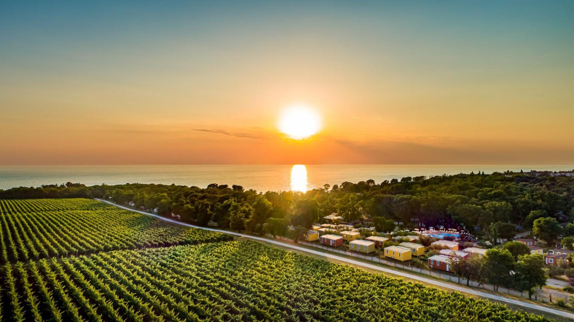 Aminess Planet Camping Holiday Homes Maravea Mareda Esterno foto