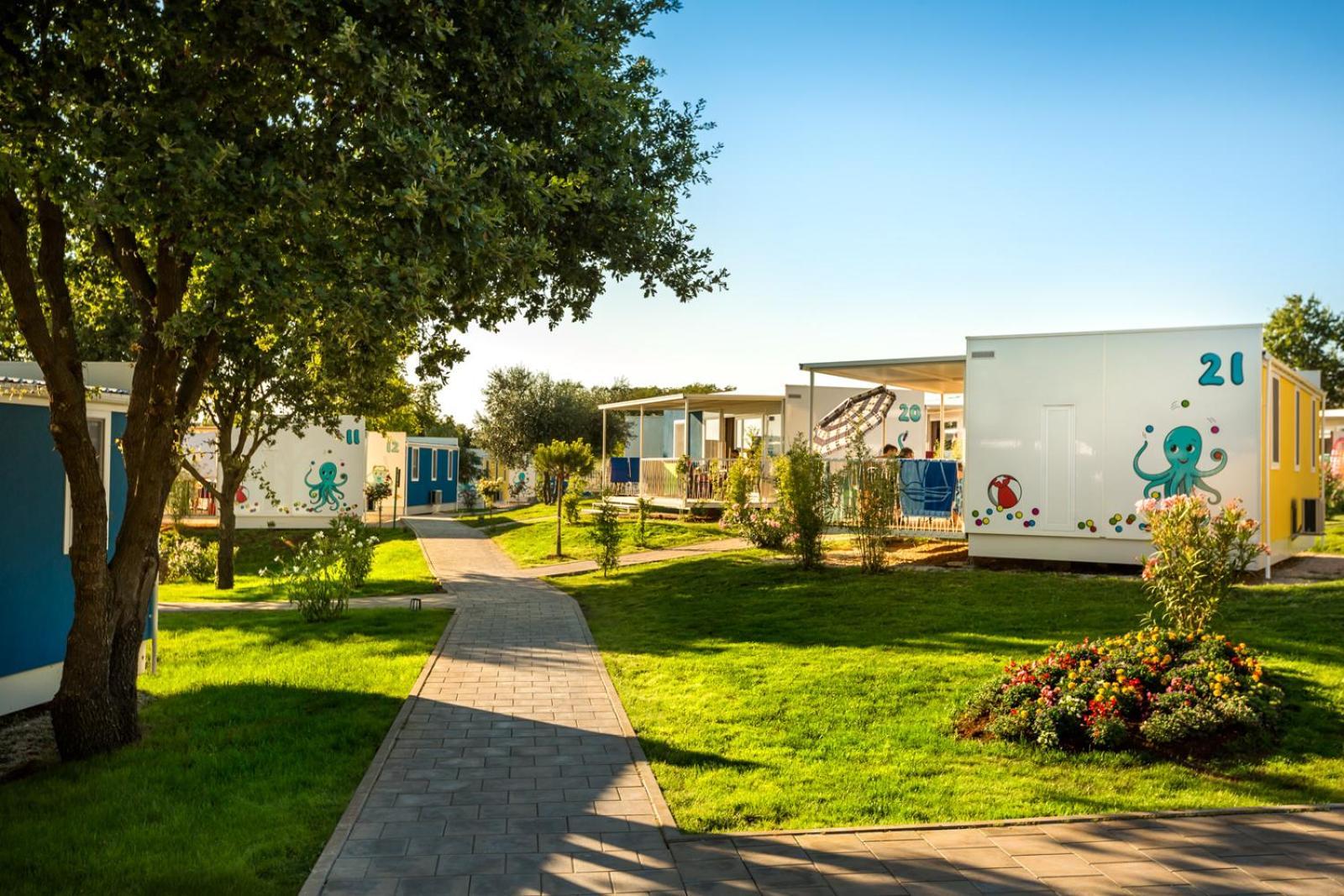 Aminess Planet Camping Holiday Homes Maravea Mareda Esterno foto