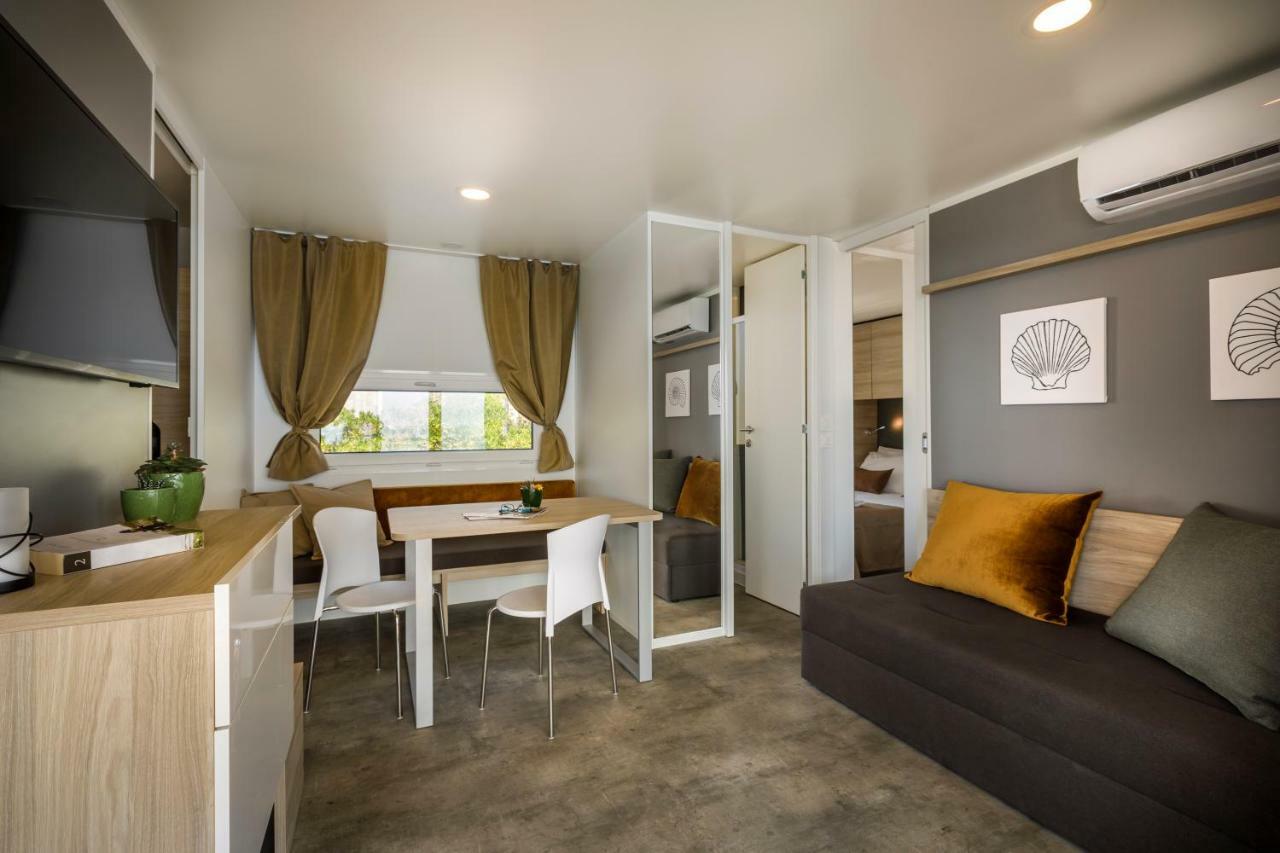 Aminess Planet Camping Holiday Homes Maravea Mareda Esterno foto